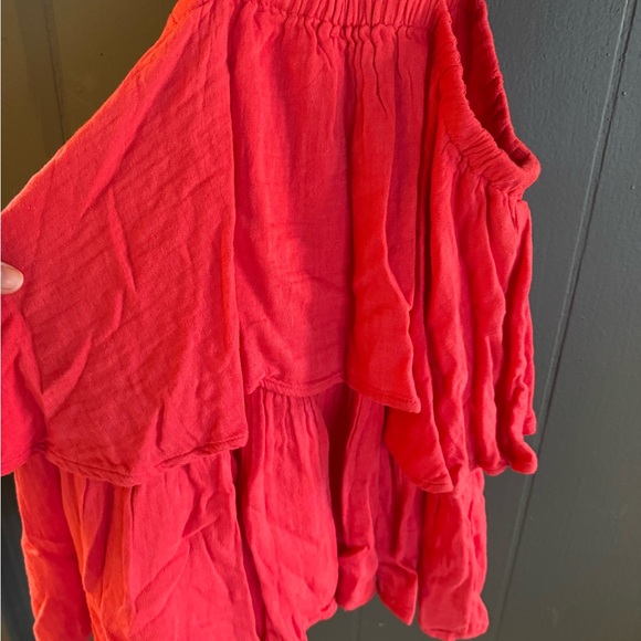 Chic Red Gap Dress - Picture 2 of 8